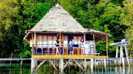 Liburan ke Pantai Ora, Maluku - Paket liburan ke Pantai Ora